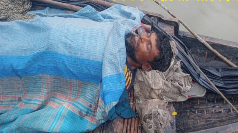 সুন্দরবনে নিষেধাজ্ঞা অমান্য করে মাছ ধরতে গিয়ে জেলের মৃত্যু,