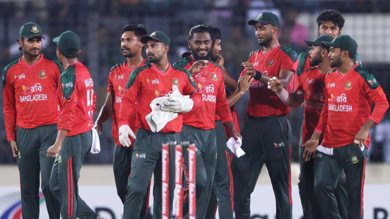 হোয়াইটওয়াশের লক্ষ্যে আজ মাঠে নামছে বাংলাদেশ