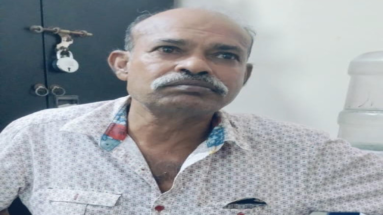 বেনাপোল ইমিগ্রেশনে জাতীয় শ্রমিকলীগ নেতা  গ্রেফতার...