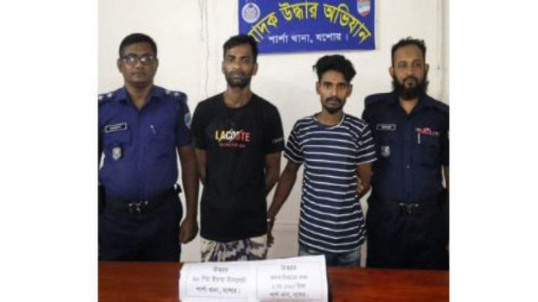 শার্শায় ইয়াবাসহ দুই মাদক ব্যবসায়ী আটক, জব্দ ইজিবাইক ও বিপুল অর্থ