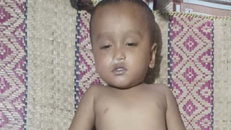 ঝিনাইদহের শৈলকুপায় বালতির পানিতে ডুবে সাদিয়া খাতুন (দেড় বছর শিশুর মৃত্যু)