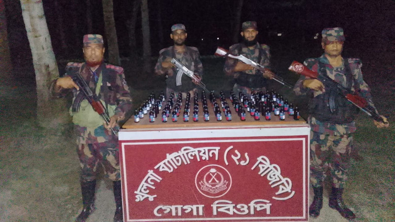 যশোরের শার্শা গোগা সীমান্তে বিজিবির অভিযানে  ১০০ পিচ ফেনসিডিল উদ্ধার