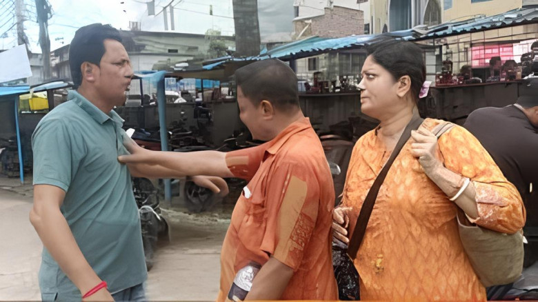 যশোরে নারীকে স্ত্রী দাবি করে দুই স্বামীর টানাটানি-হাতাহাতি, দুইজনই কারাগারে
