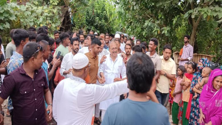 গোগা ইউনিয়নে উঠান বৈঠক: বক্তব্য রাখলেন জননেতা মফিকুল হাসান তৃপ্তি