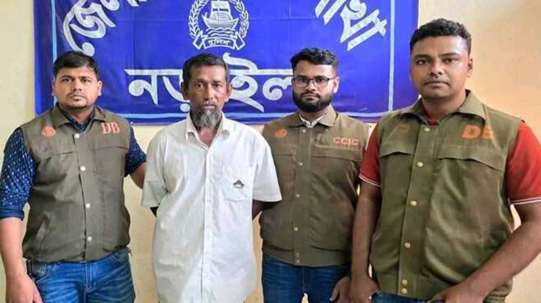 নড়াইলে নৃশংস হত্যাকাণ্ড: স্ত্রী, মেয়ে ও শাশুড়িকে নির্যাতনের 'প্রতিশোধ'