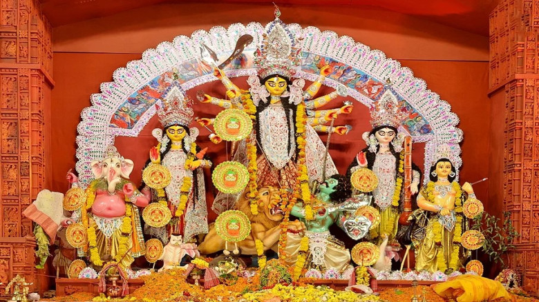 শারদীয় দুর্গোৎসবের মহাঅষ্টমী ও কুমারী পূজা আজ