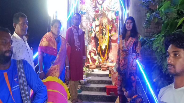 যশোরের কেশবপুরে জাকজমকপূর্ণভাবে কালিপূজা অনুষ্ঠিত