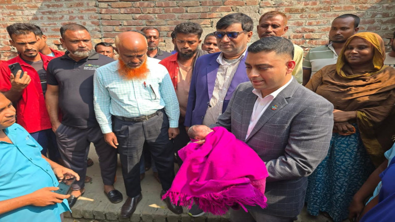 বেনাপোলে নদীর পাড় থেকে নবজাতক শিশু উদ্ধার