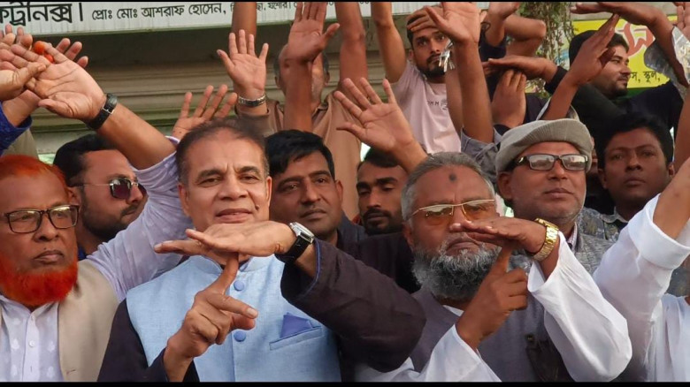 ঝিকরগাছায় বিএনপির তারুণ্যের সমাবেশে প্রার্থী পরিবর্তনের দাবি