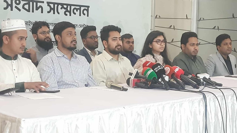 নির্বাচনের জন্য লেভেল প্লেয়িং ফিল্ড দেখতে পাচ্ছি না : নাহিদ ইসলাম