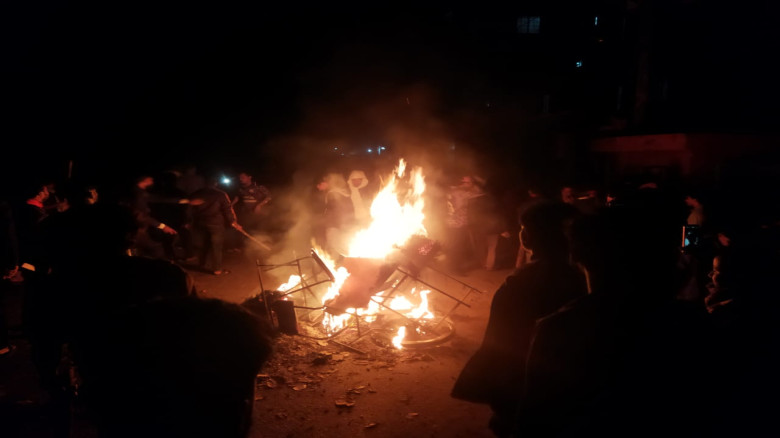 যশোর বিজ্ঞান ও প্রযুক্তি বিশ্ববিদ্যালয় শিক্ষার্থীদের সাথে এলাকাবাসীর সংঘর্ষ