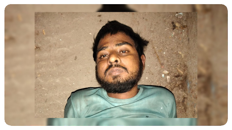 যশোর জেনারেল হাসপাতালের জরুরী বিভাগে অজ্ঞাত ব্যক্তির মরদেহ