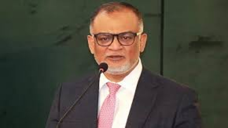 সরকারকে না জানিয়ে ভোজ্যতেলের দাম বাড়িয়েছেন ব্যবসায়ীরা: বাণিজ্য উপদেষ্টা