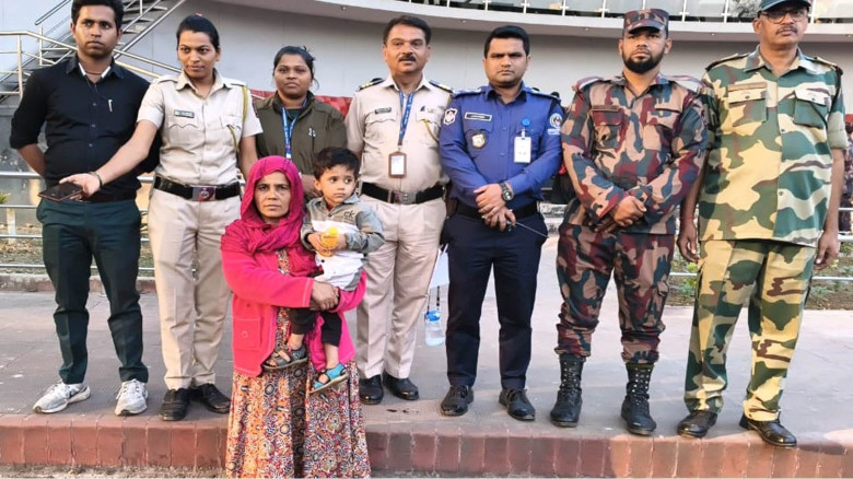 বেনাপোল আইসিপি দিয়ে স্বদেশে ফেরত এসেছে রুমা ও শিশু...