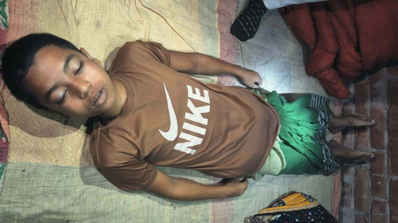 ব্যাডমিন্টন কিনে না দেওয়ায় মাদরাসা ছাত্রের আত্মহত্যা