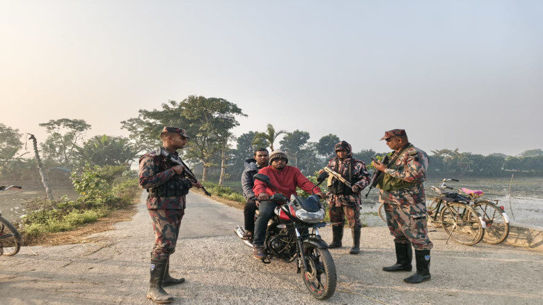হাদিকে গুলির ঘটনায় বেনাপোল সীমান্তে বিজিবির সতর্কবস্থা