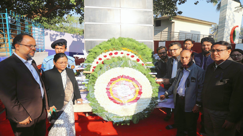 যথাযথ মর্যাদায় যবিপ্রবিতে শহীদ বুদ্ধিজীবী দিবস পালন