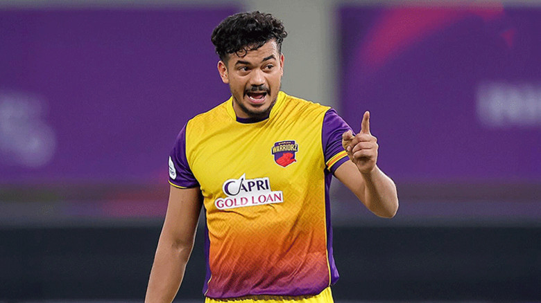 নাইট রাইডার্সকে কাঁপিয়ে দিলেন তাসকিন