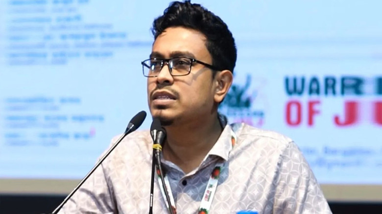 ইনসাফপূর্ণ নিরাপত্তা ব্যবস্থার দাবিতে গানম্যান প্রত্যাখ্যান ডাকসু ভিপির