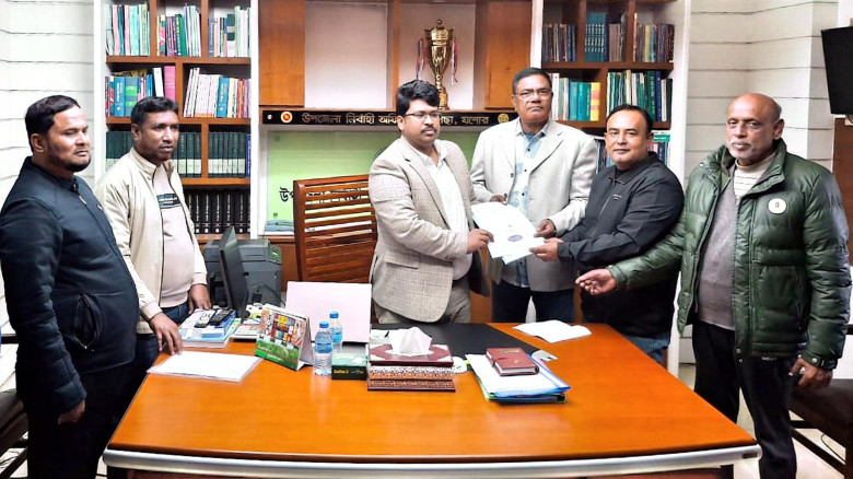 চৌগাছায় জহুরুল ইসলামের মনোনয়ন ফরম সংগ্রহ