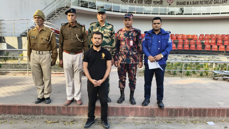 ভারতে ১০ মাস কারাভোগ শেষে দেশে ফিরলেন চট্টগ্রামের রোনাল বড়ুয়া