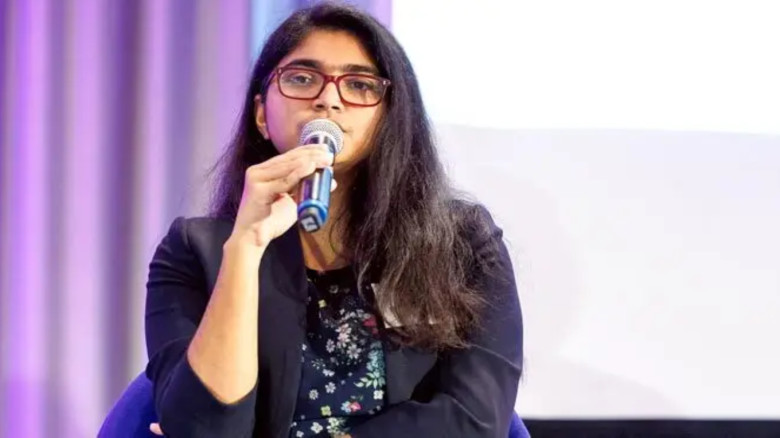 রাজনৈতিক দলহীন এক ‘একাকী’ লড়াইয়ের ঘোষণা ডা. তাসনিম জারার