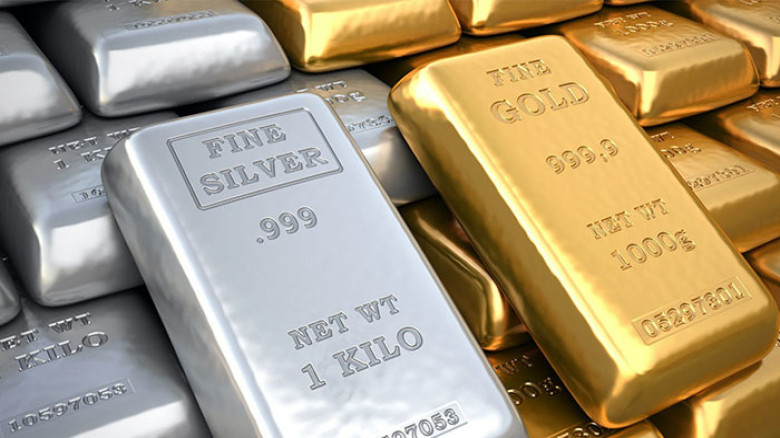 আজ থেকে কার্যকর নতুন দাম: রেকর্ড উচ্চতায় সোনা ও রুপা