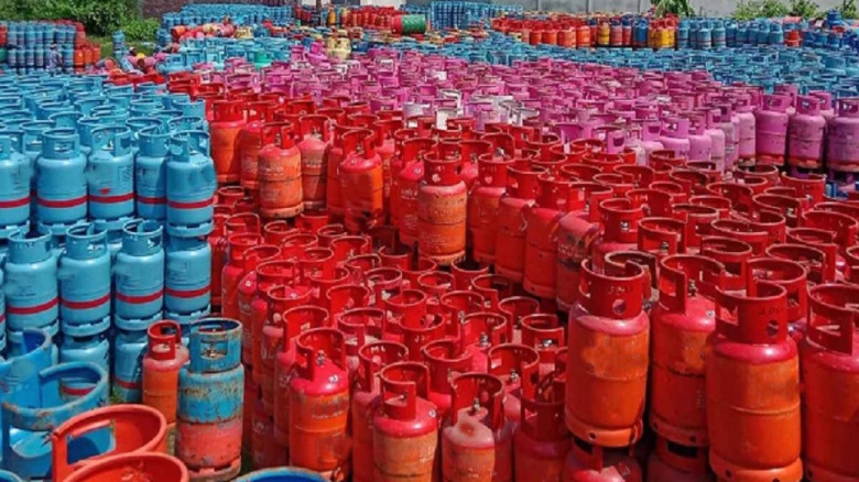 এলপিজি গ্যাস আমদানি ও দেশীয় উৎপাদনে ভ্যাট কমল