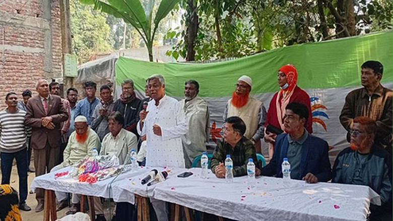 নওয়াপাড়ায় সনাতন ধর্মাবলম্বীদের সঙ্গে শুভেচ্ছা বিনিময়ে অনিন্দ্য ইসলাম অমিত