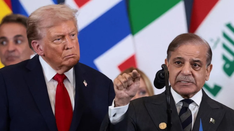 ট্রাম্পের ‘বোর্ড অব পিস’-এ যোগ দিচ্ছে পাকিস্তান: গাজা নিয়ে নতুন বিশ্ব সমীকরণ