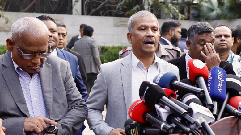 ‘ভারতে খেলবে না বাংলাদেশ’: অনড় অবস্থানে অন্তর্বর্ত...