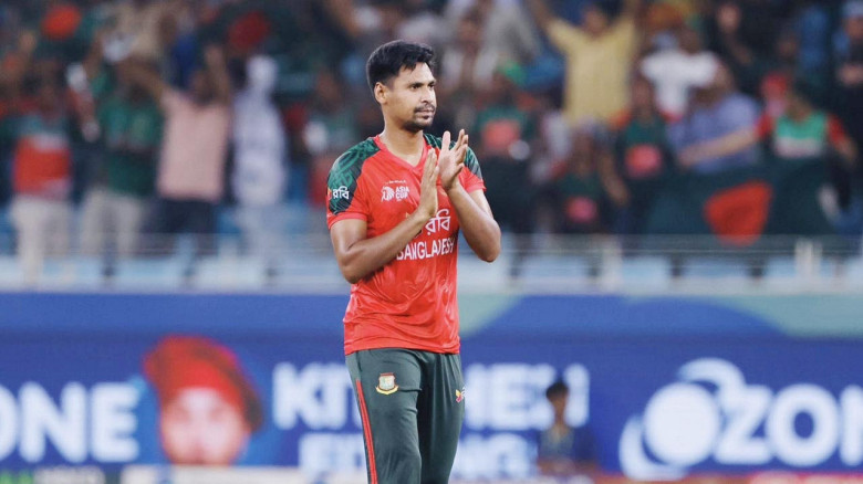 বিশ্বসেরা দশ বোলারের তালিকায় মুস্তাফিজের উন্নতি...