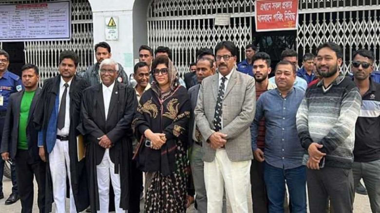 অভিযোগ থেকে অব্যাহতি পেলেন যশোর-২ আসনের বিএনপির প্রার্থী সাবিরা