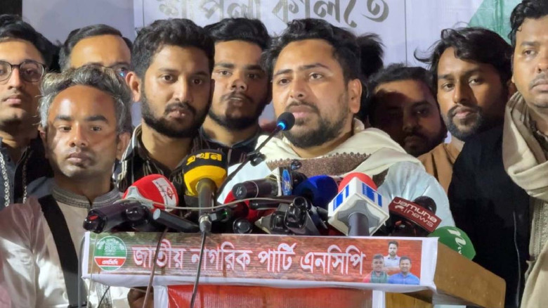 ‘নতুন কোনো স্বৈরাচার বসাতে গণঅভ্যুত্থান হয়নি’: ঘোড়াশালে নাহিদ ইসলাম