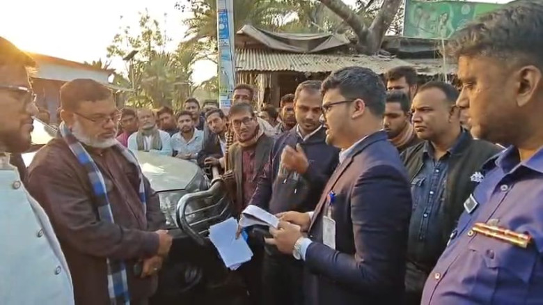 ভ্রাম্যমাণ আদালতের সামনে মোটরসাইকেল শোডাউন : স্বতন...