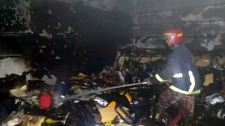 ছবির ক্যাপশন: 