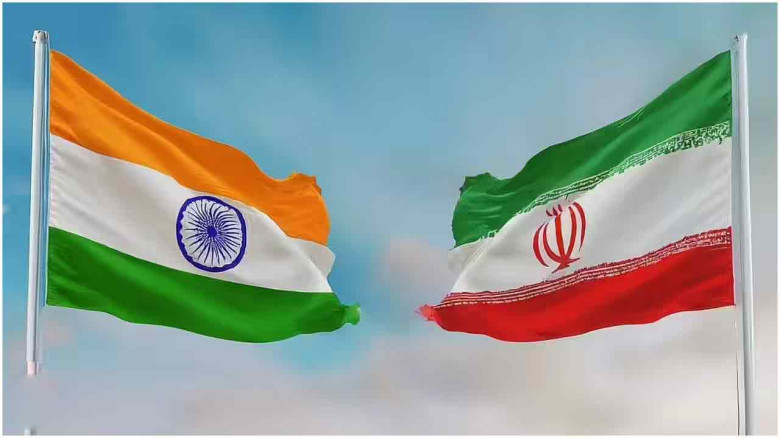 মার্কিন হামলার মেঘ ইরানের আকাশে: নাগরিকদের দেশ ছাড়ার নির্দেশ ভারতের