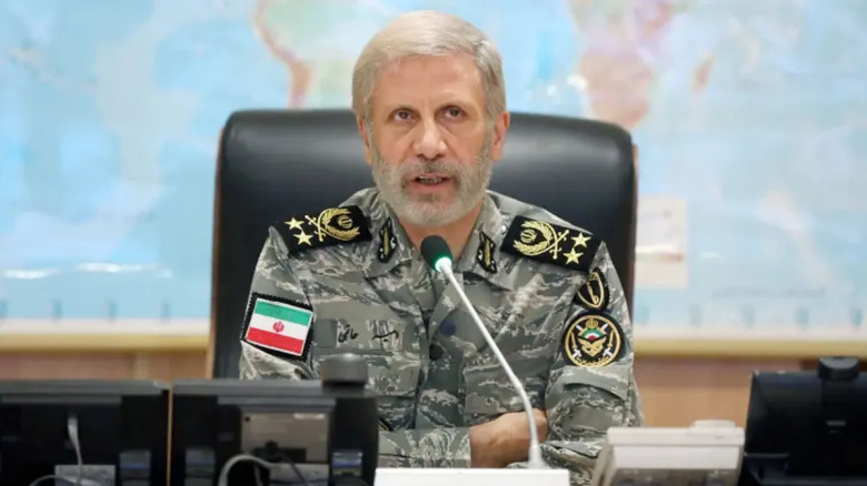 বিশিষ্ট ব্যক্তিদের সম্মানে বাঘারপাড়া  জামাতের ইফতার মাহফিল