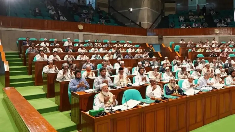 ইরানের তেল-খার্গ দ্বীপ দখলে নিতে চাই : ট্রাম্প