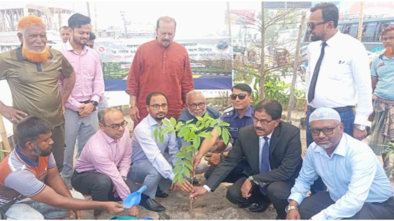৫ বছরে ২৫ কোটি বৃক্ষরোপণ’ কর্মসূচির উদ্বোধন
