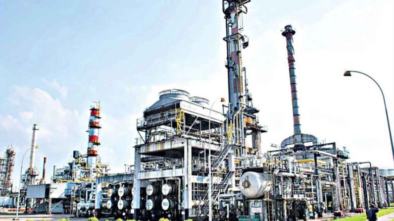 এবার দেশের একমাত্র তেল শোধনাগার বন্ধের শঙ্কা