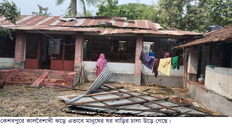 পায়ে হেঁটে পুরো বাংলাদেশ ভ্রমণে কক্সবাজারের সাদিয়া সুলতানা এখন যশোরে