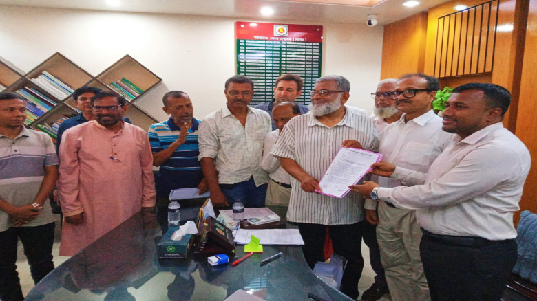 যশোরকে রেল বঞ্চিত করার চক্রান্ত রুখতে প্রধানমন্ত্রীর হস্তক্ষেপ চায় সংগ্রাম কমিটি