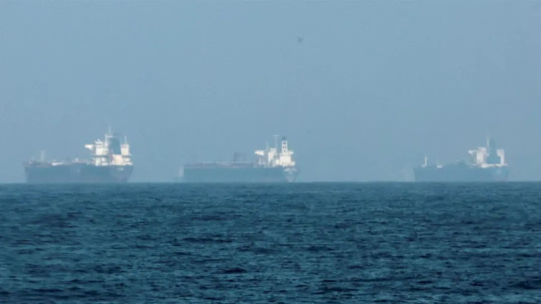 ইরানের ৩ ট্যাংকার জাহাজ জব্দ করল মার্কিন বাহিনী