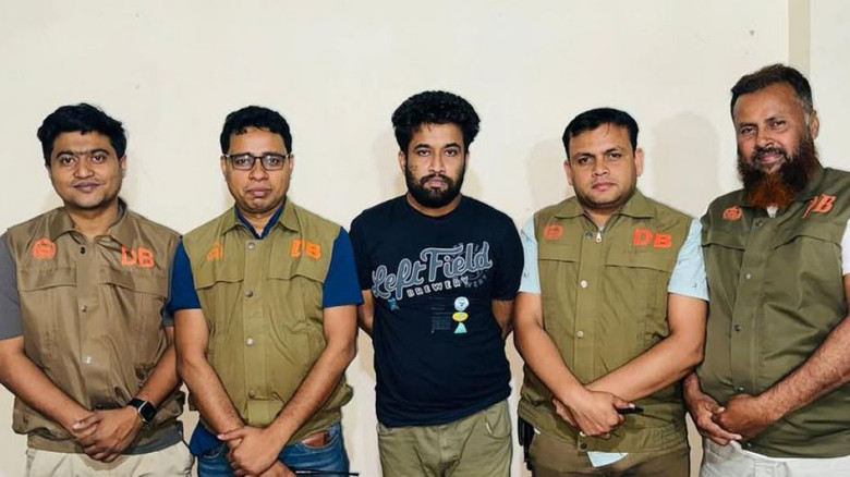 বিএনপি নেতা আলমগীর হত্যা মামলায় ভাইপো রাকিব আটক