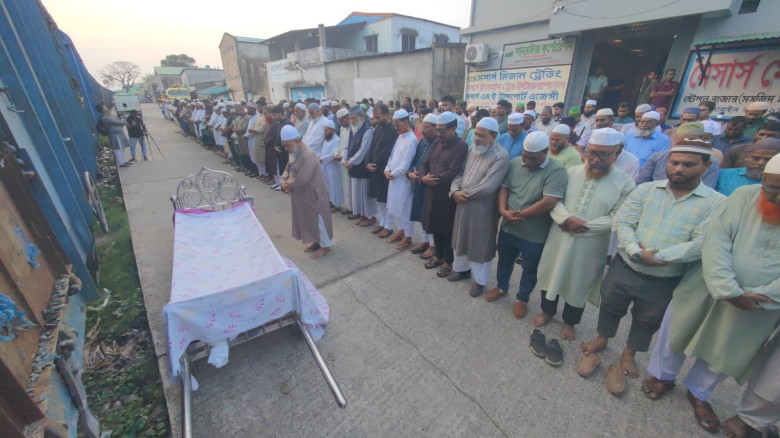 নওয়াপাড়ায় দুর্বৃত্তের হামলায় নিহত ব্যবসায়ী আনিছুর ...