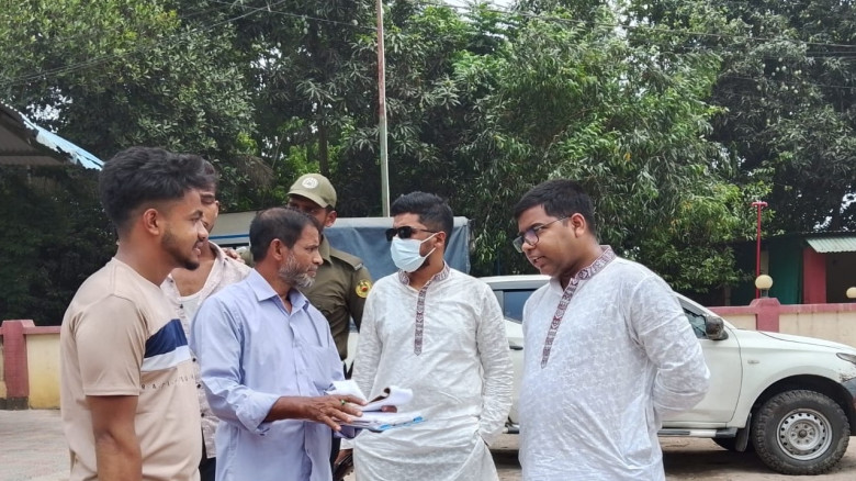 ঈদযাত্রা নির্বিঘ্ন করতে যশোরে জেলা প্রশাসন ও বিআরটিএ’র যৌথ অভিযান