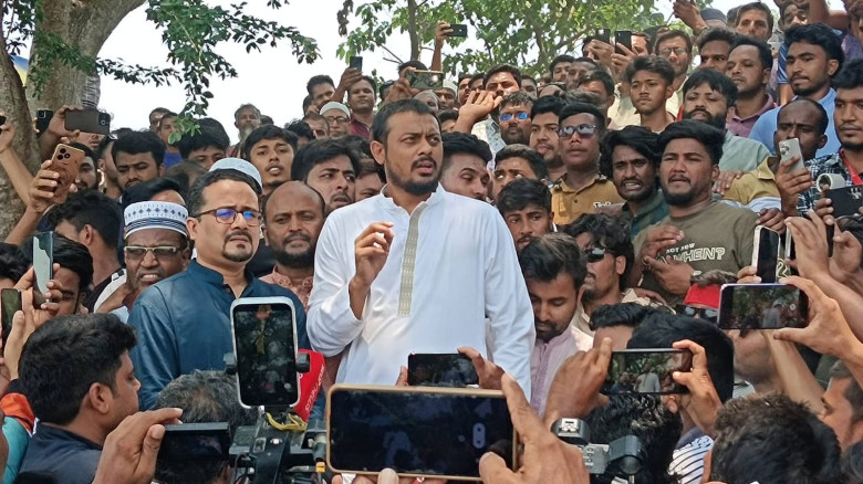 ভারত খুনি রাষ্ট্র, বিএসএফ খুনি বাহিনী’: নাসীরুদ্দীন পাটওয়ারী