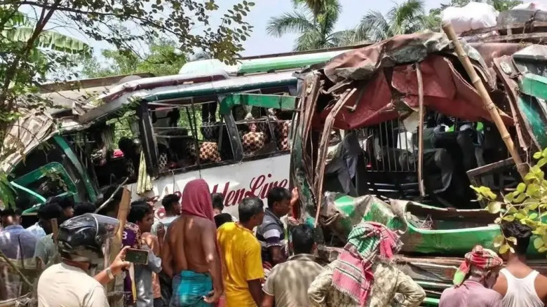 ঈদুল আজহার ১৩ দিনে সড়ক দুর্ঘটনায় নিহত ২৮১ জন