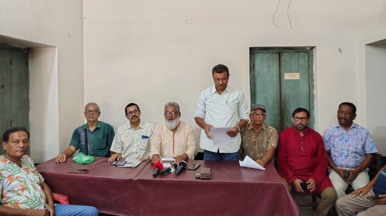 আন্তঃনগর ট্রেন চালুসহ ৬ দফা দাবিতে আগামী ৬ জুলাই সোমবার যশোর রেল স্টেশনে অবস্থান কর্মসূচি